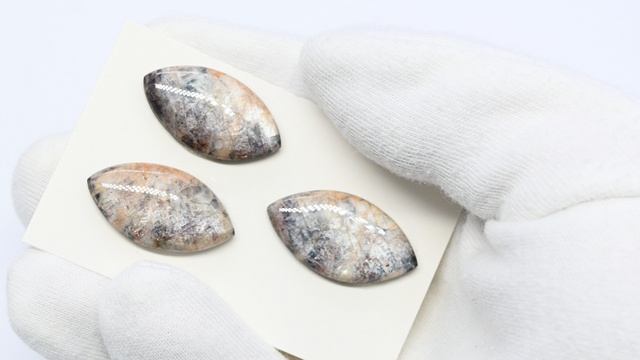 Кабошоны солнечный камень (лунный камень) форма рис, комплект тройка