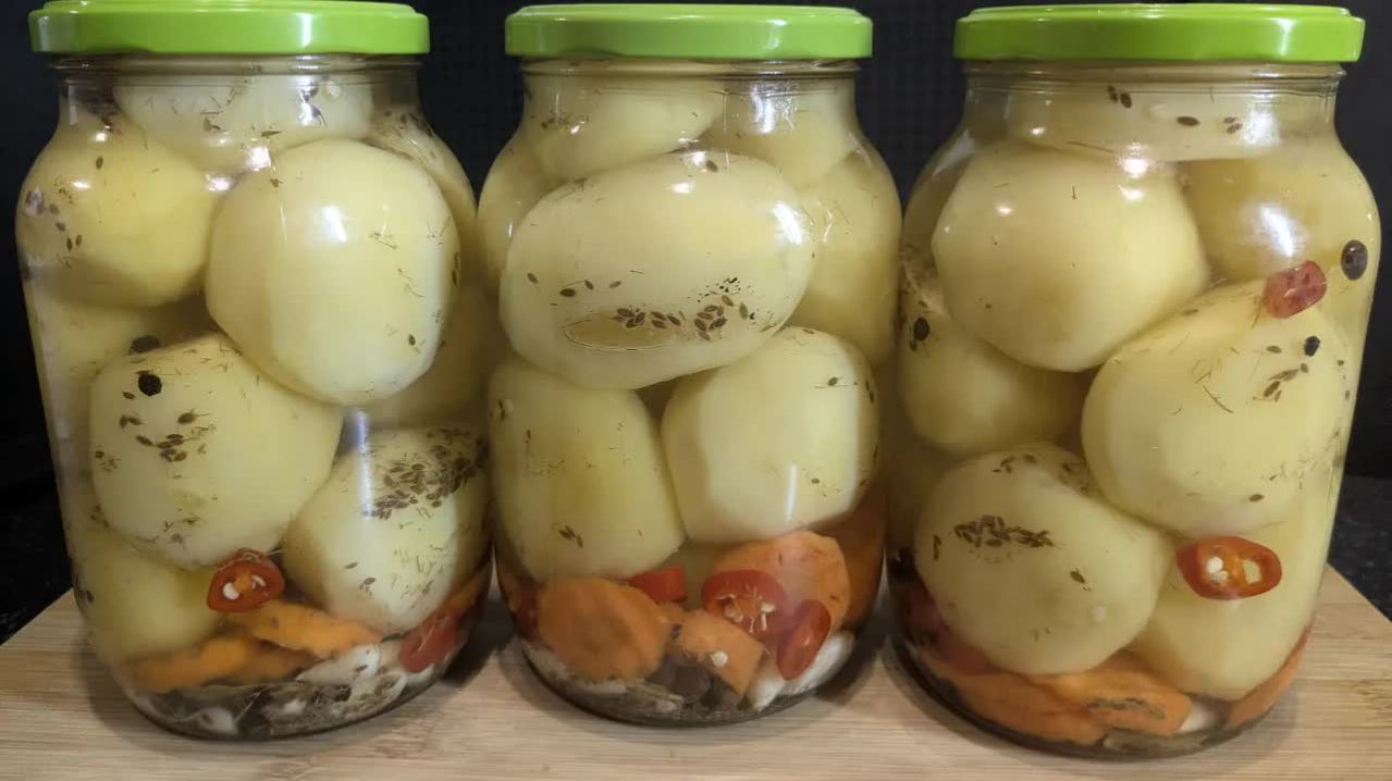 Маринованный картофель в банке! Консервирую круглый год!