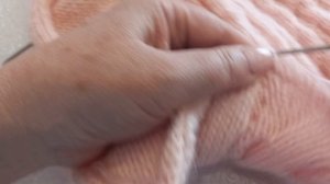 Свитер «Зефирка». Сшиваем плечи. Часть 5