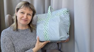 Запись эфира от 27 апреля. Распаковка посылки с пряжей и не только..