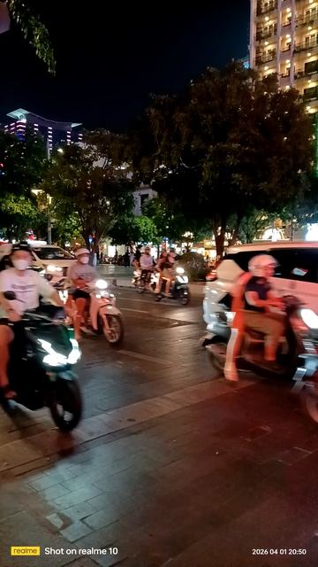 Девчонки на мотобайках