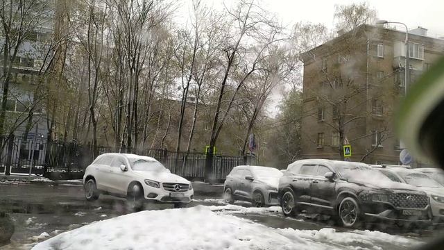 Шкода Октавия А8! Яндекс такси. Дороги получше! Работа нормальная!!!