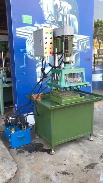 Многошпиндельный сверлильный станок D6