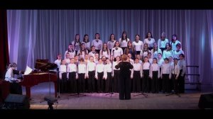 Муз. В. Синенко, сл. В. Степанова «Дороги вдаль бегут»