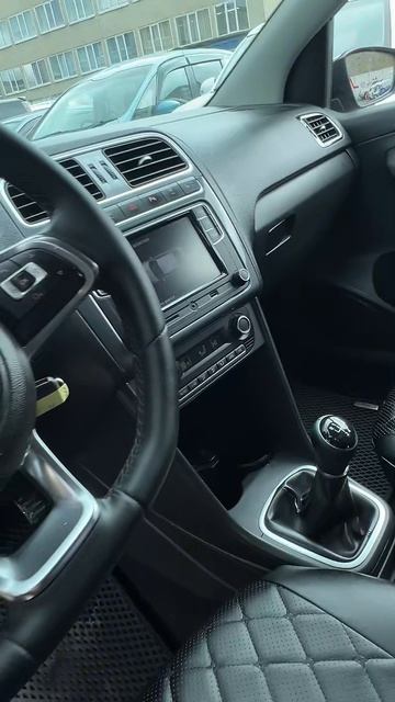 Volkswagen Polo Седан Style 1.6 MT 2018г