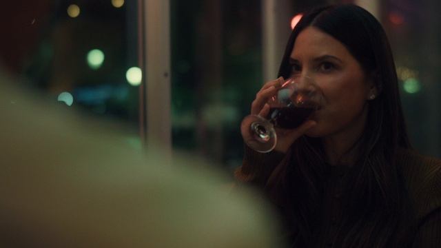 Друзья и соседи 2 сезон 3 серия Мы не должны были дожить до такой старости сериал 2026