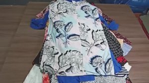 Лот 121 Платья Англия Крем Лёгкие 1250₽-кг 10,8 кг 39 ед