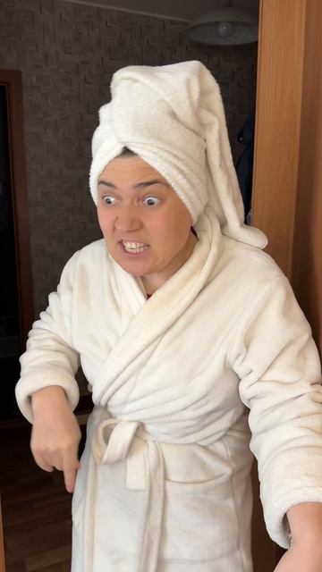 Мама пристала