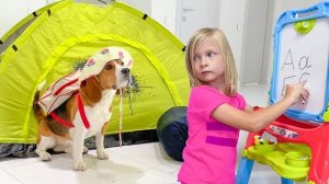 СОФУНЬЯ ШАЛУНЬЯ - СОФИЯ УЧИТСЯ И САМА УЧИТ.