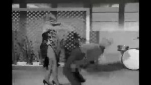 Led_Zeppelin_-_Boogie_With_Stu_%5BHD%5D_%5BMP4%5D-spaces.im