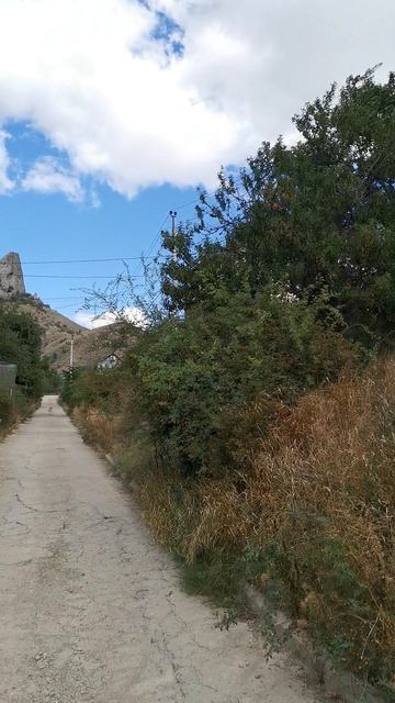 Хождение по окраинам п. Курортное. Крым, Россия