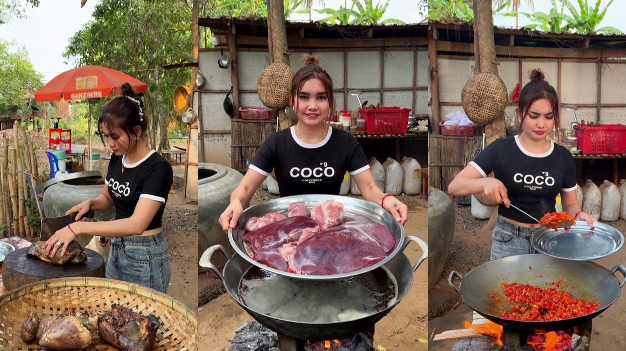 Девушка показывает потрясающий рецепт жареной во фритюре еды!