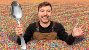 СДЕЛАЛИ САМУЮ БОЛЬШУЮ МИСКУ С МОЛОКОМ И ХЛОПЬЯМИ MRBEAST МИСТЕРБИСТ НА РУССКОМ