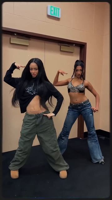 У KATSEYE Новая Участница?