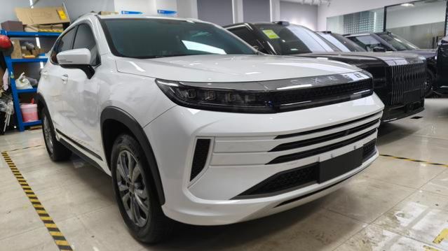 Exeed LX 2022 1.5T CVT Good Things Happen Edition. Китайский осмотр