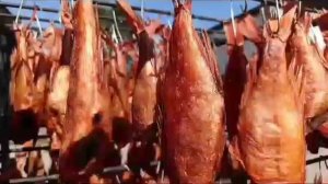 Окунь морской слабой соли без головы горячего копчения