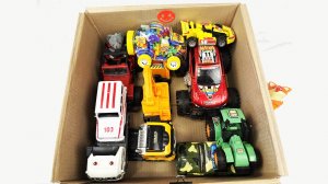 Мультики для детей про Машинки в коробке и красный джип едут с горки. Мультики малышам