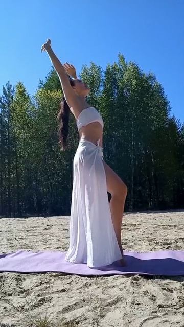 Тебя в любом случае осудят. Делай, что хочешь. Делай, как чувствуешь.