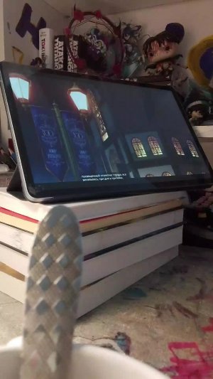 Смотрю аниме, пока жду крутки Нефер