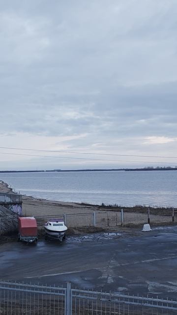 Ни о чём. В Архангельске ничего не происходит.