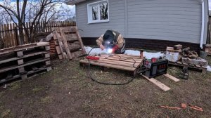 Статуэтка для сада из арматуры своими руками