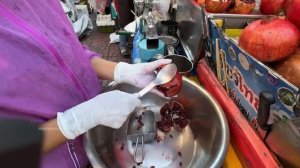 МАСТЕР ТАЙСКОЙ УЛИЧНОЙ КУХНИ ЗА РАБОТОЙ, НЕВЕРОЯТНЫЕ НАВЫКИ