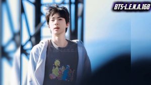 В ожидании очередного концерта, посмотрим красивые фото с предыдущих концертов