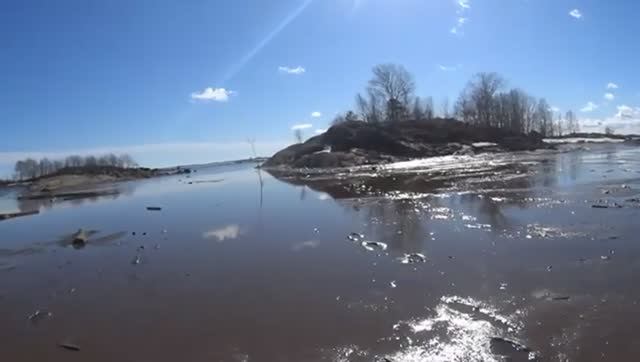РЫБАЛКА В АРКТИКЕ!ПРОВЕРИЛ КОЛЫ НА СЕТКАХ!НЕ ЗАЖАЛО ЛЬДАМИ!И РЫБУ ПОСНИМАЛ!