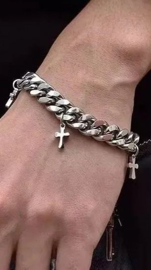 Мужской браслет.