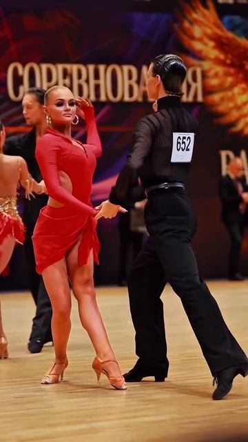 Движение как чувство❤️Полина и Руслан