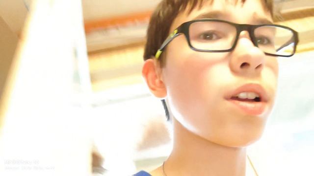 Дрянная погода, снег с дождем шел и все растаяло. Это ужас.