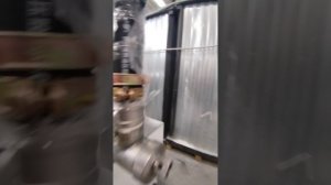 Автоматическая машина наполнения клея-герметика в мягкие картриджи