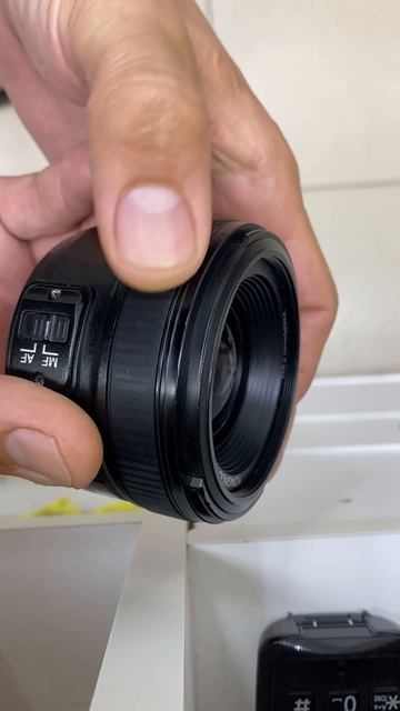 Объектив Yongnuo YN35mm