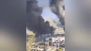 В ночь с 27 на 28 апреля 2026 года Туапсинский НПЗ вновь подвергся атаке.

Это уже третий удар