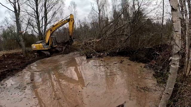Купил заброшенный дом в деревне ! Пруд расчистили! Дом подняли! Пол починили! №38