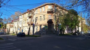 Продажа 42,4 квм с высокими потолками в центре Симферополя.
