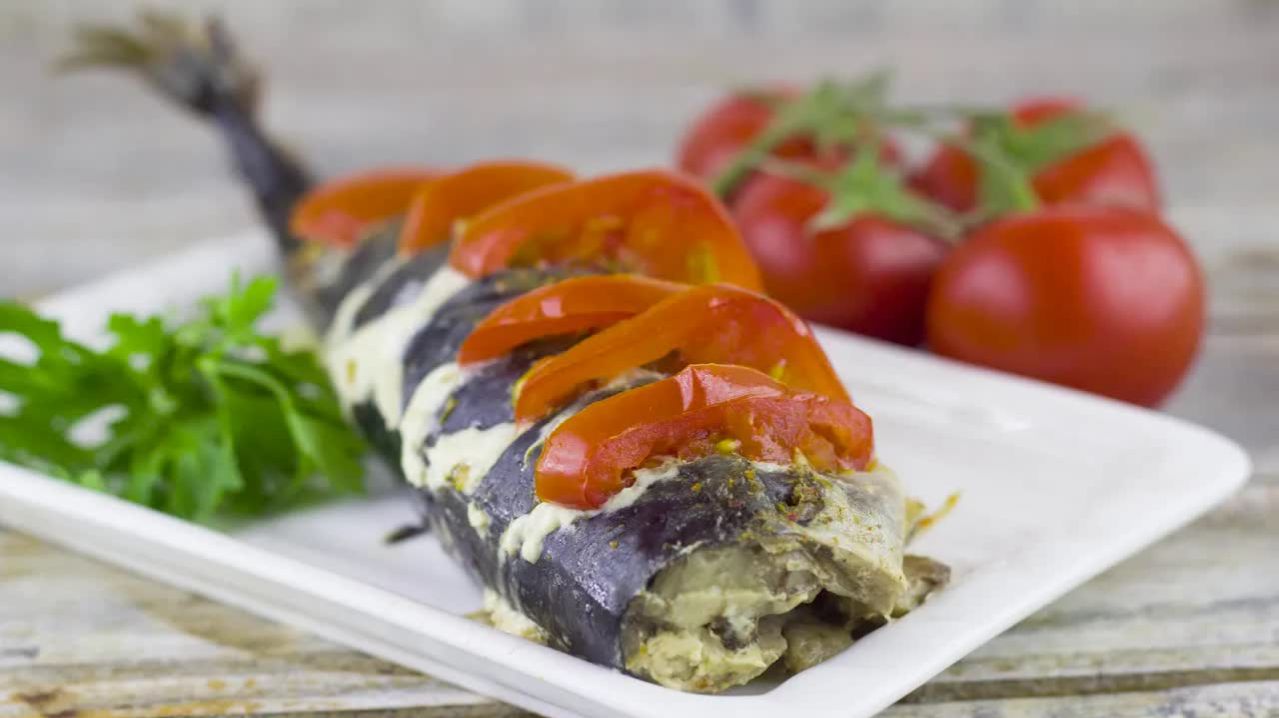 Божественно вкусно! Скумбрия в фольге в духовке - рецепт запеченной в духовке рыбы!