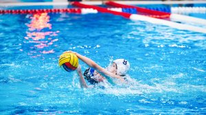 Югорская ватерполистка Дарья Савченко принесла победу сборной России