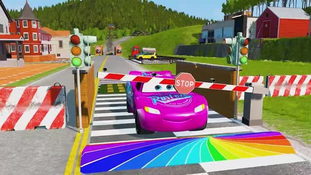 МАШИНКИ МАКВИН И ЭВАКУАТОР против ОПАСНЫХ ЯМ 😱 ТАЧКИ УЛЕТАЮТ В НЕБО в BeamNG Drive! #120 ⚡️