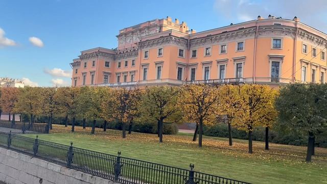 Прогулка по Санкт-Петербургу