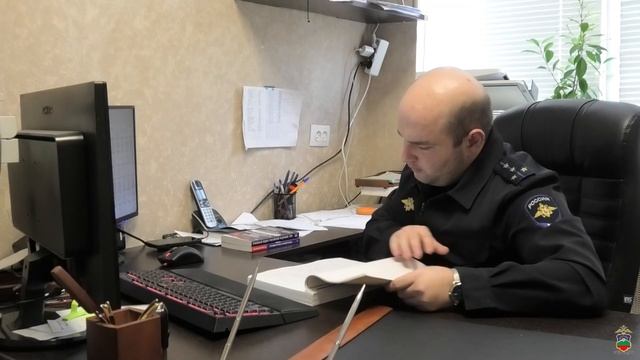Полицейские КЧР уличили банковских работников в неправомерном обороте средств платежей смотреть онлайн