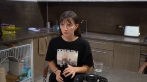 Баку отругал Соню Что натворила соседка Настя Соня и Алена в шоке.mp4