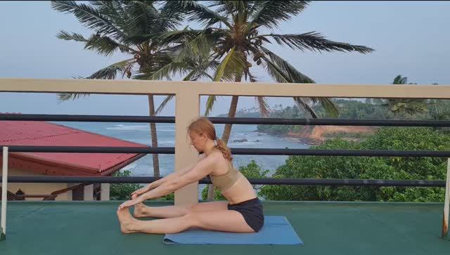 Ленивая йога Йога сидя