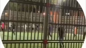 Москва, Коньково кишлачники оккупировали новую спортплощадку