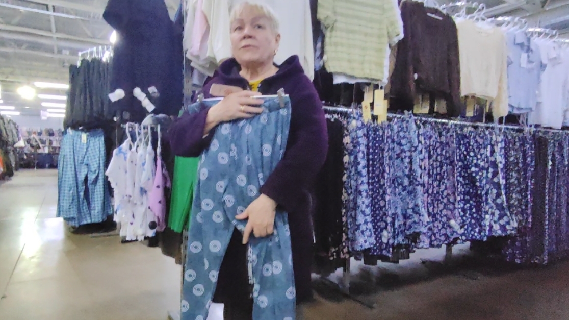 Вырвалась на улицу, что с Вениамином// удалила зуб😥// покупки