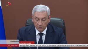 Премьер участвовал в заседании совета при представителе Президента РФ в СКФО В. Надыкто