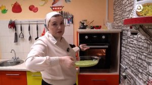 Утреннее меню. Готовим омлет с горошком