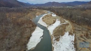 Река Рудная просыпается от зимней спячки.