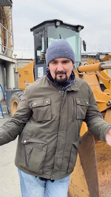 Мы не сдаём этот погрузчик в аренду.