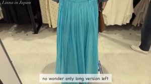 домохозяйка в Японии ежедневно ходит по магазинам за продуктами и одеждой, одновременно готовя еду